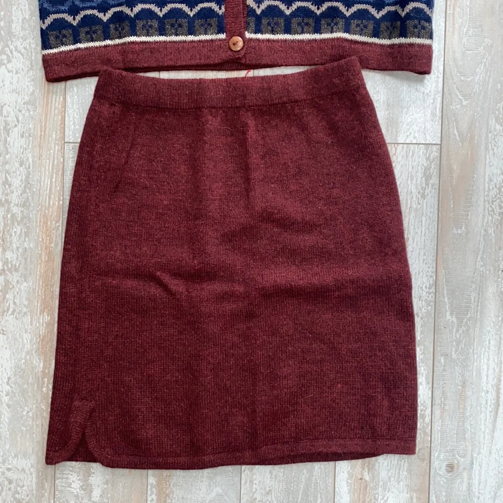 Alpaca wool sweater vest cardigan and‎ skirt set